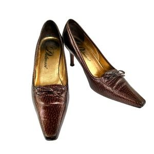 Delman Metallic Brown Snakeskin Print Leather Bow Detail Pumps Women’s
